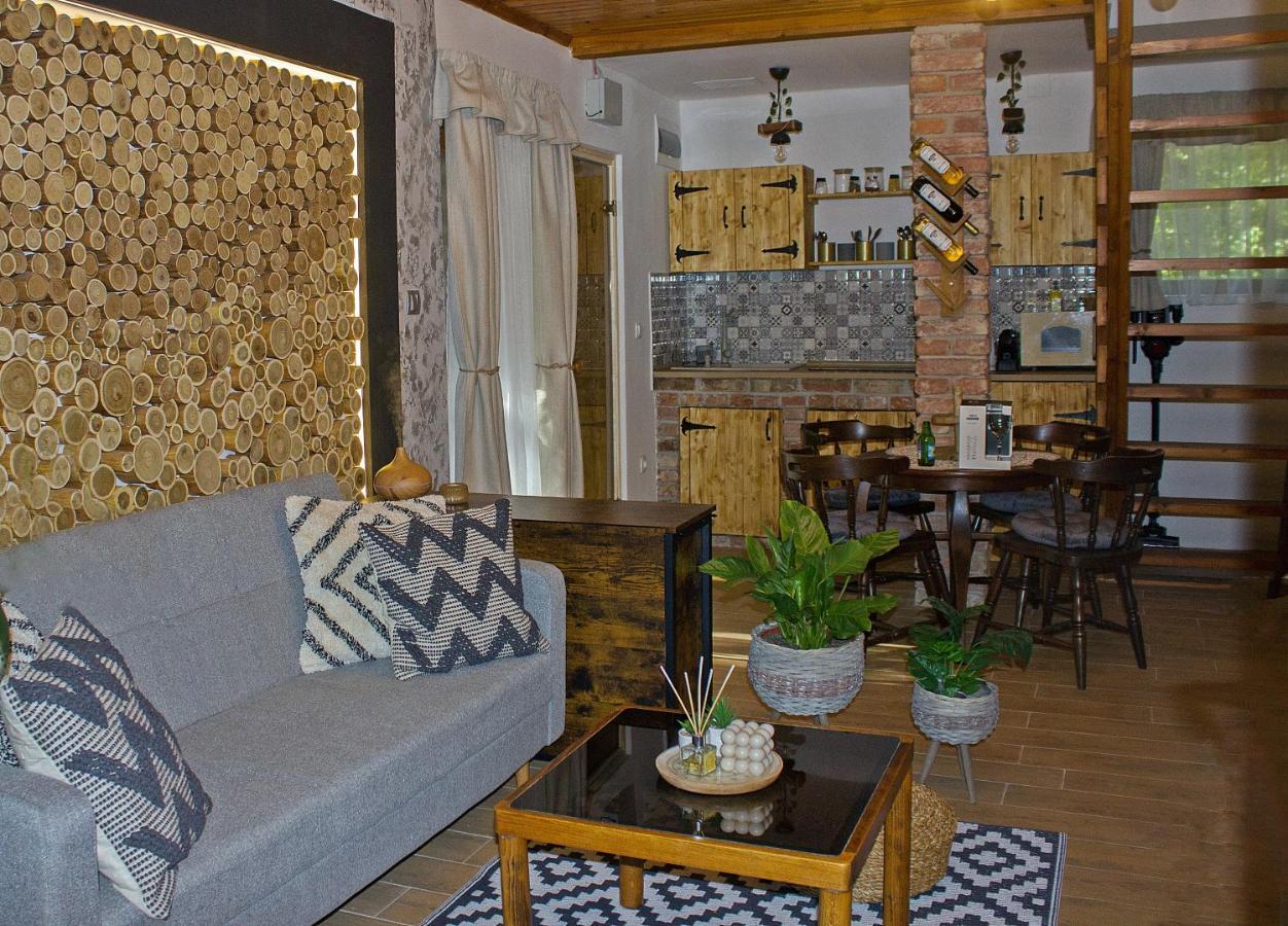 Cityside Cottage Eger Exterior photo